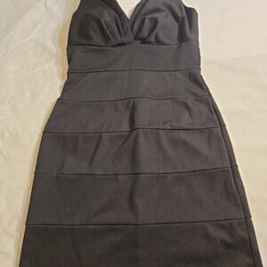 (SIZE 6/8) B. Smart, Item #185C. Black V neck Bandage,  Bodycon, Cocktail Dress